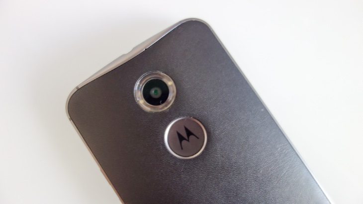 Nexus 6 vs Moto X (2014) b